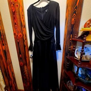 Black evening gown JS collections size 8